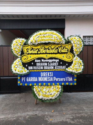 Papan Bunga Duka di Maitara