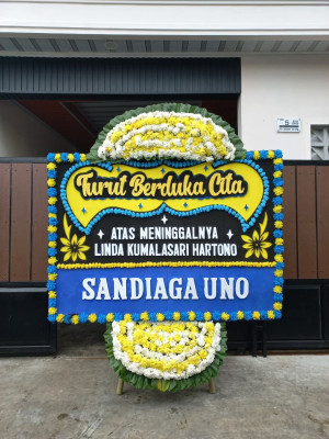 Papan Bunga Duka di Maitara